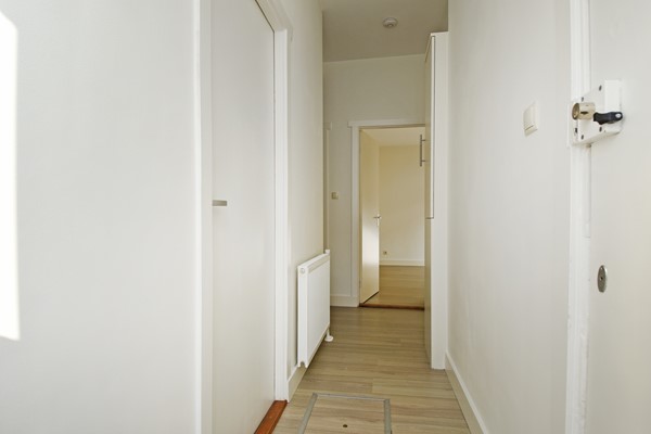 Medium property photo - Elise van Calcarstraat 9, 2522 MA Den Haag